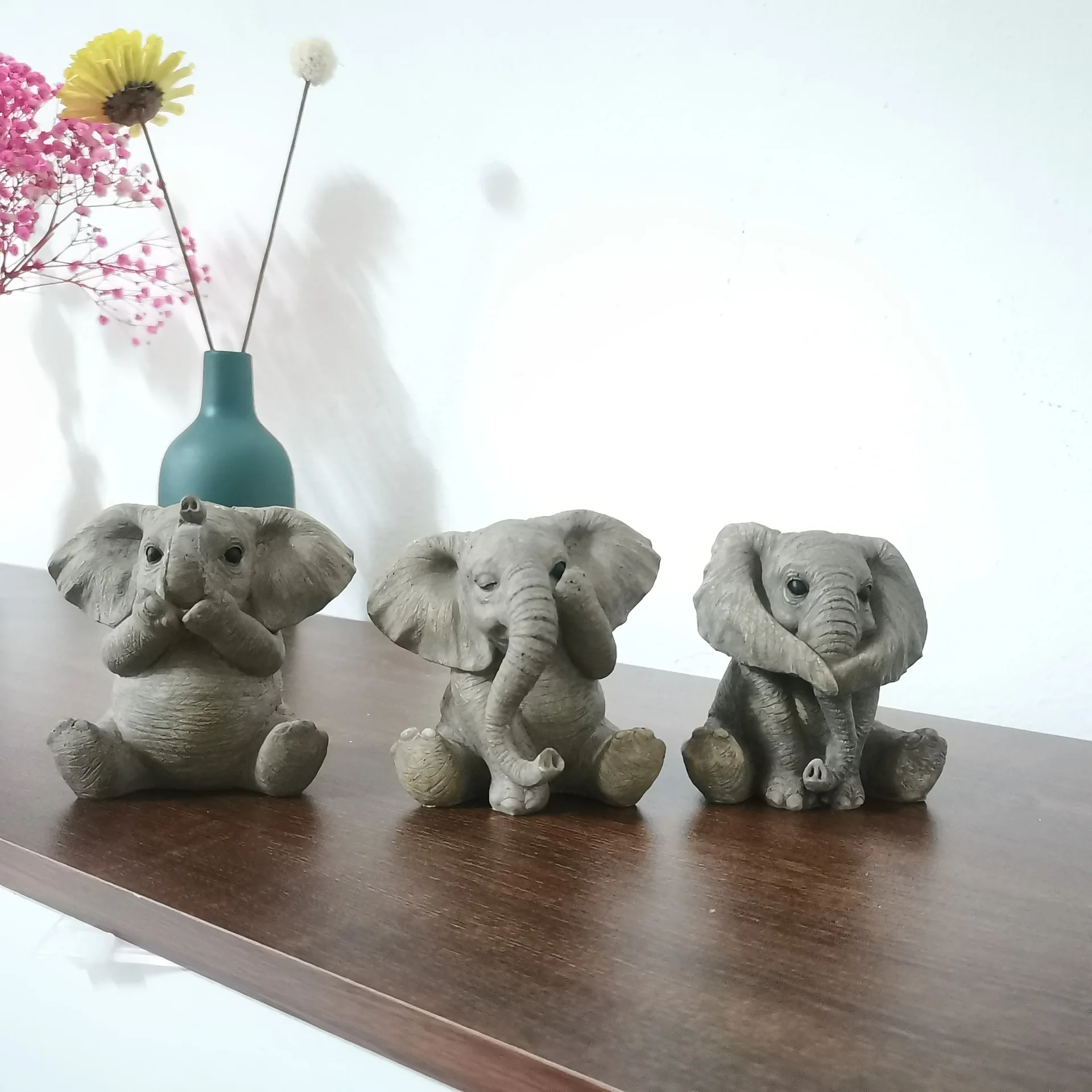 3 Types Small Elephant Decor Lucky Feng Shui Gray Elephant Figurines Resin Creativity Cute Elephant Doll Playful