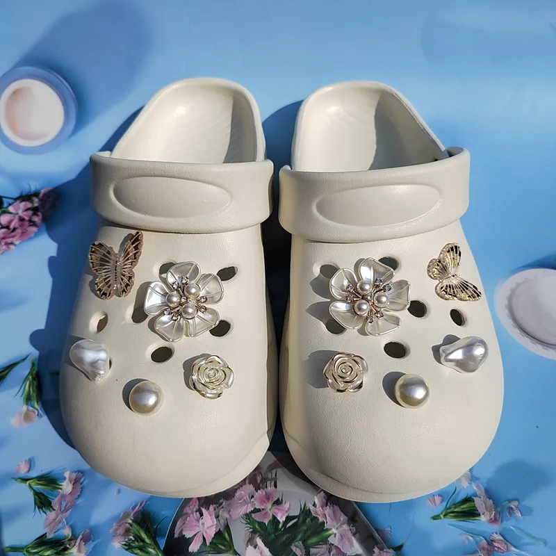 New trend Hole Shoe Charms for DIY Pearl Butterfly Flower Shoe Buckle Decoration for Shoe Charm Accessories Kids Party Gift