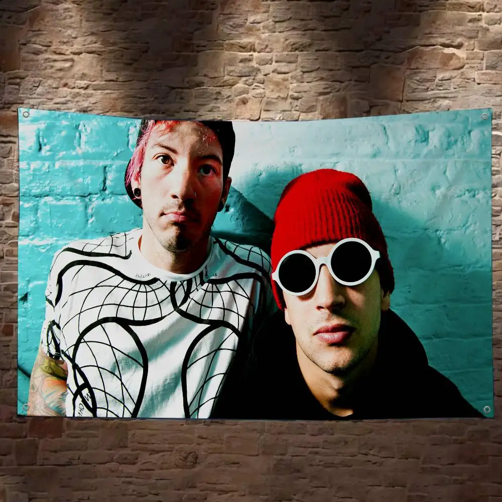 T-Twenty One Pilots Band Creative Pattern Hanging Flag Polyester Printed Banner Hand Pulled Flag
