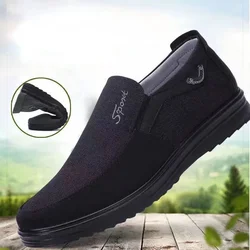 Größe 50 Männer atmungsaktive Schuhe Mode leichte alte Peking Stoff Herren Slip auf flache Leinwand Schuhe Arbeit Zapatillas Hombre