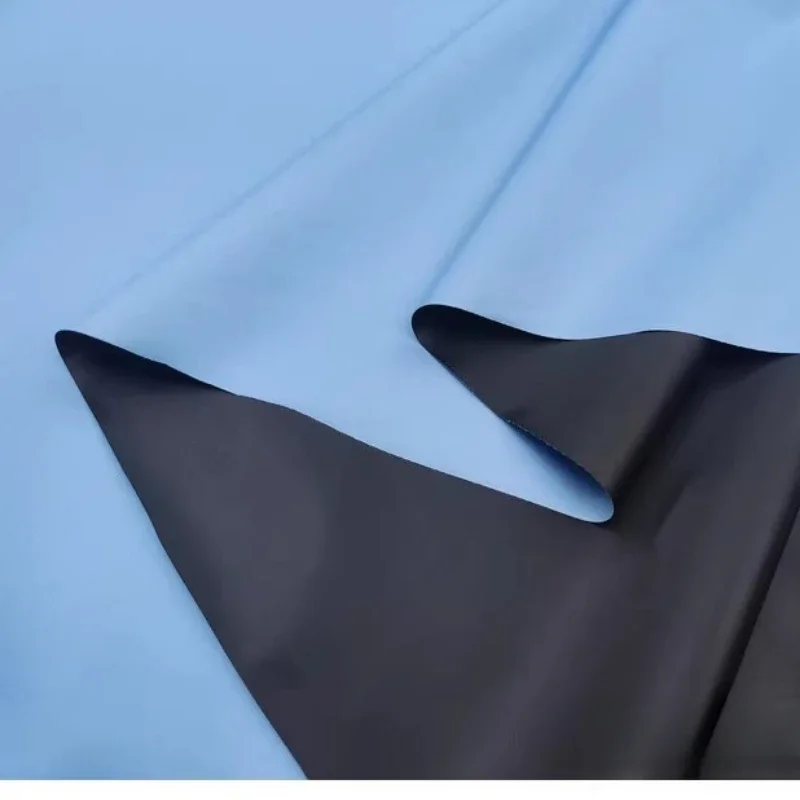 

210D ткань с серебряным покрытием, солнцезащитный крем, тонкая оксфордская водонепроницаемая ткань, 180 т, черный клей на метр для шитья дождевика, зонтика, палатки