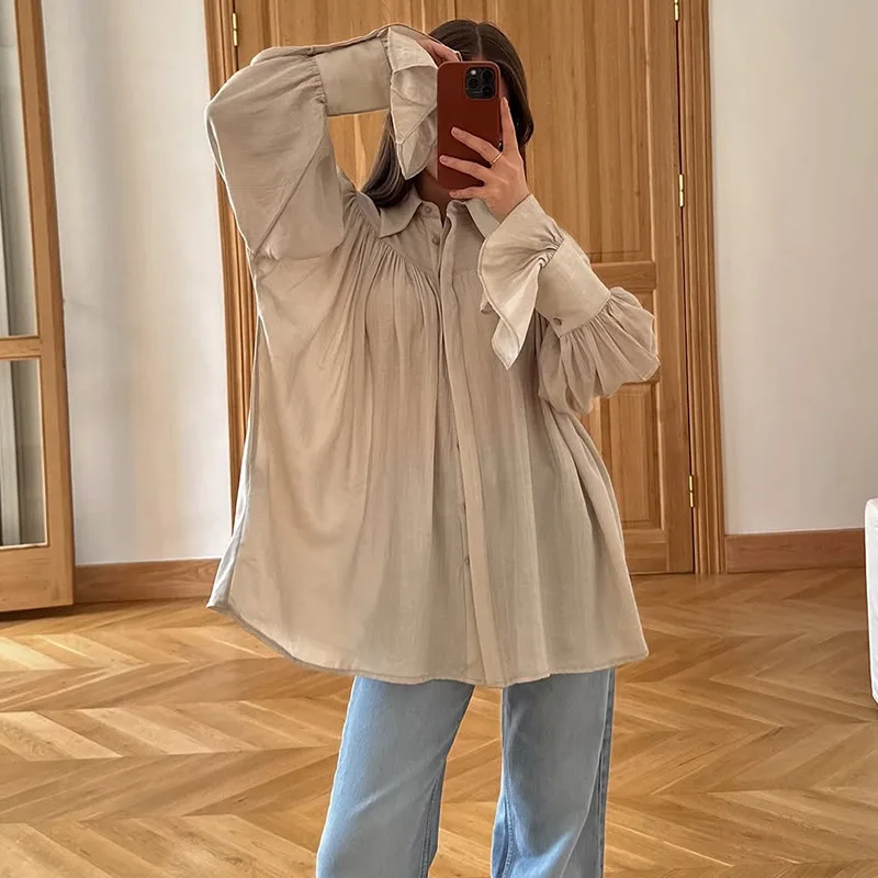 

Женские рубашки, плиссированные блузки, отложной воротник на пуговицах, расклешенные рукава, однобортный, легкий, эластичный, свободный крой, повседневный, лето 2023 г.