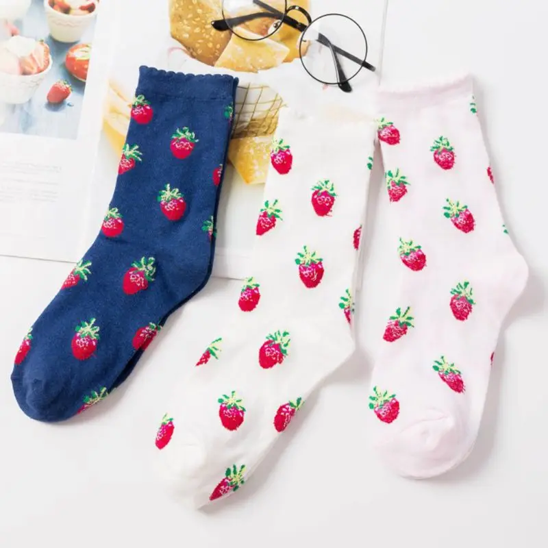 Calcetines dulces para mujer, calcetines divertidos y bonitos color crema calcetines con fresas y leche para