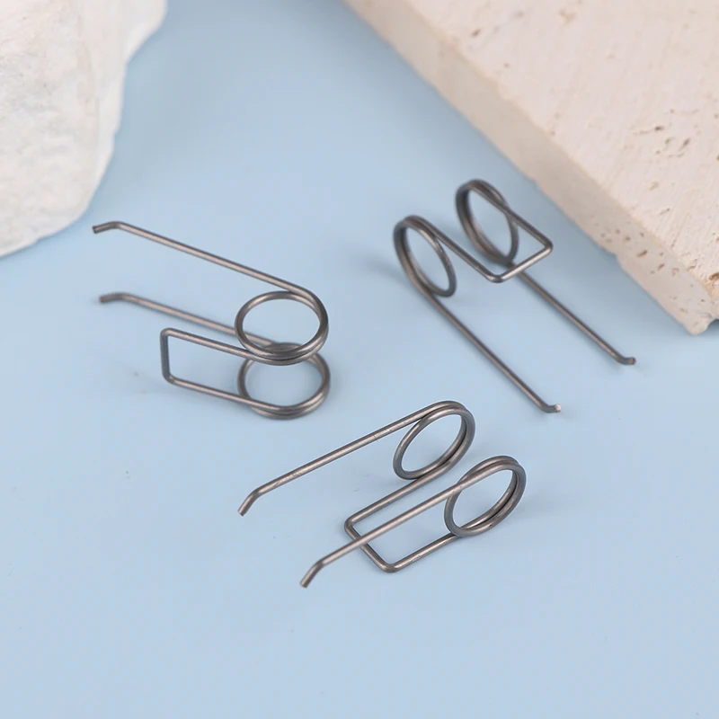 

Hot Sale 3Pcs Double Torsion Spring For Trash Can Stainless Steel 1.0MM Wire Diameter 11mm Outside D Strong Torsional Spring