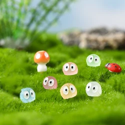 10pcs Mini illuminated ornaments Little Black Dust Elf Moss Scenery Ornamental horticulture Garden luminous decoration