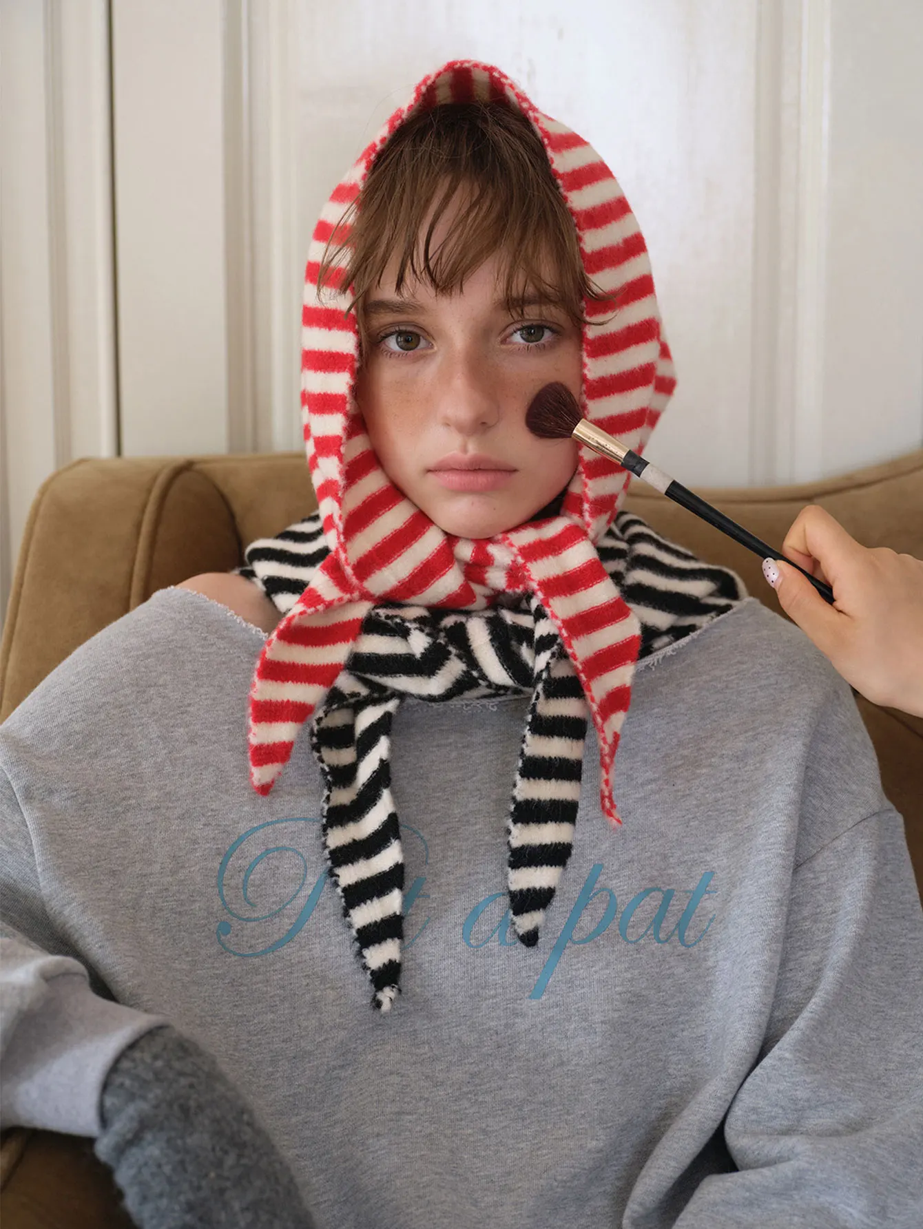 

Европейский дизайнерский шерстяной вязаный полосатый шарф для женщин, осенне-зимний теплый полосатый платок, модный шарф, женская маленькая шаль