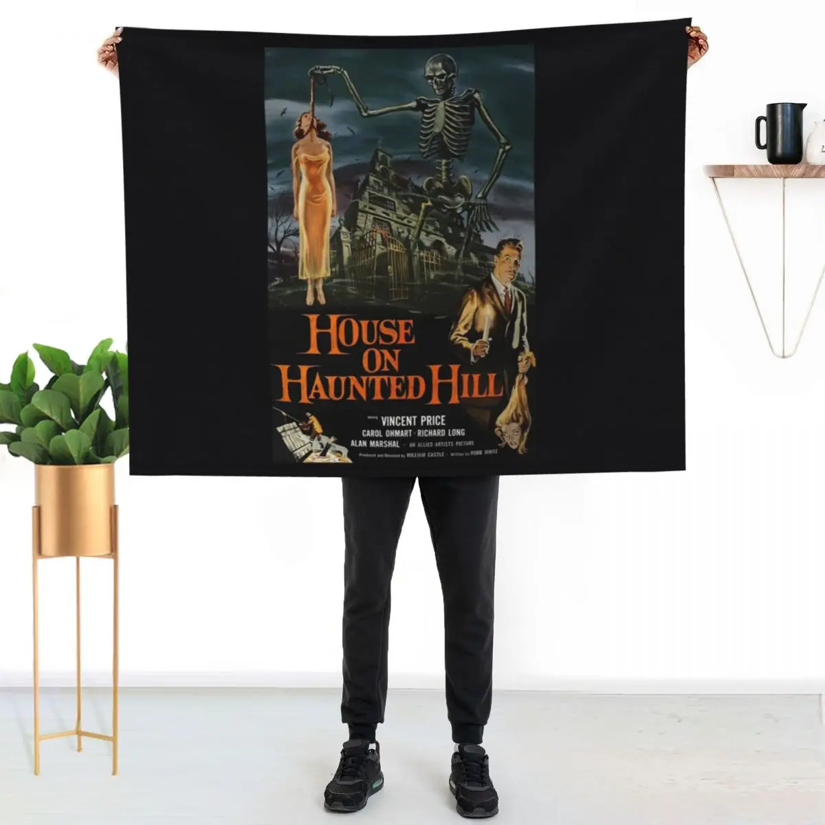 House on Haunted Hill - Vincent Price \t Throw Blanket Furrys Sofa Vintage Nap Plaid on the sofa Quilt Blankets