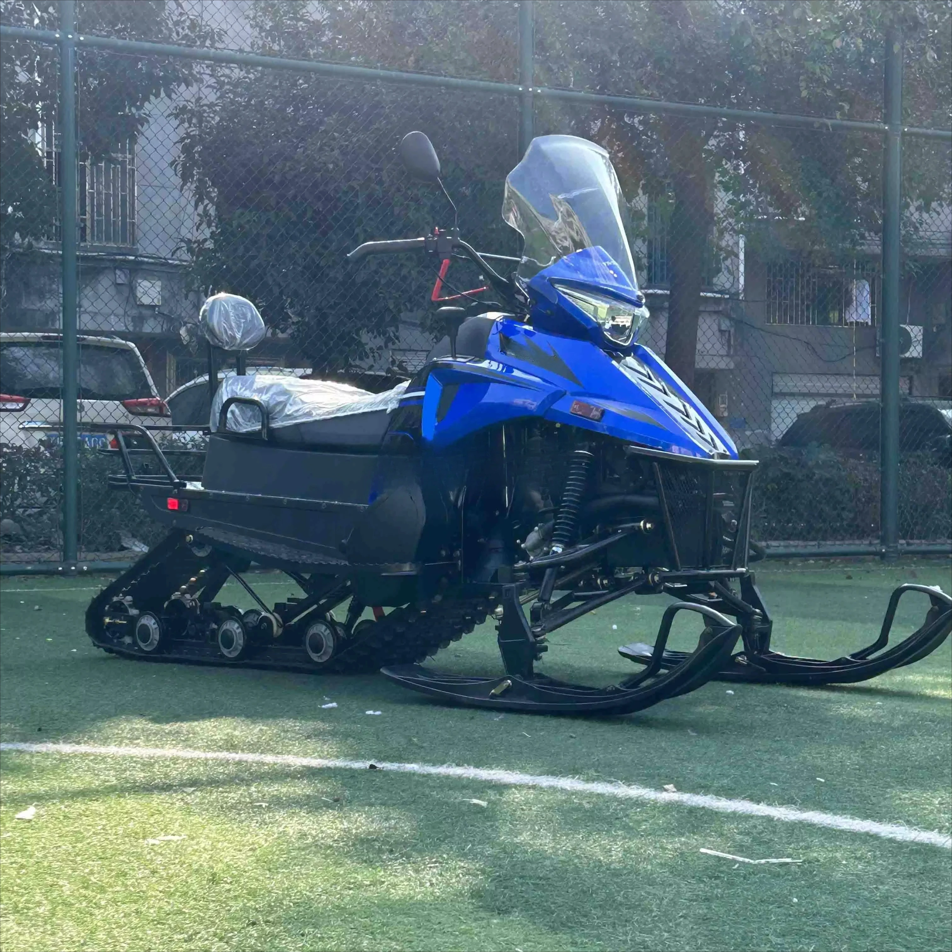 Carro da slitta cingolato da sci per motoslitta per adulti all'aperto 300cc