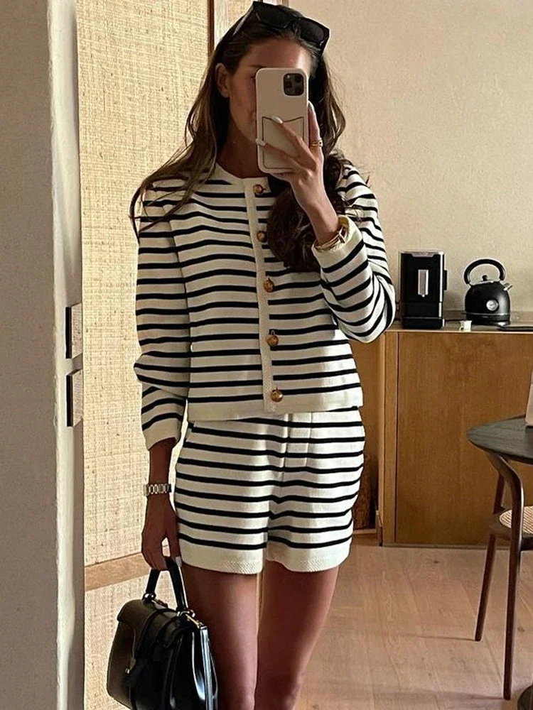 BWQ Striped Knit 2 Piece-Set Shorts Women Fashion Zebra Printed Cardigan And High Waist Patchwork Shorts Sets Knitwear Outfits