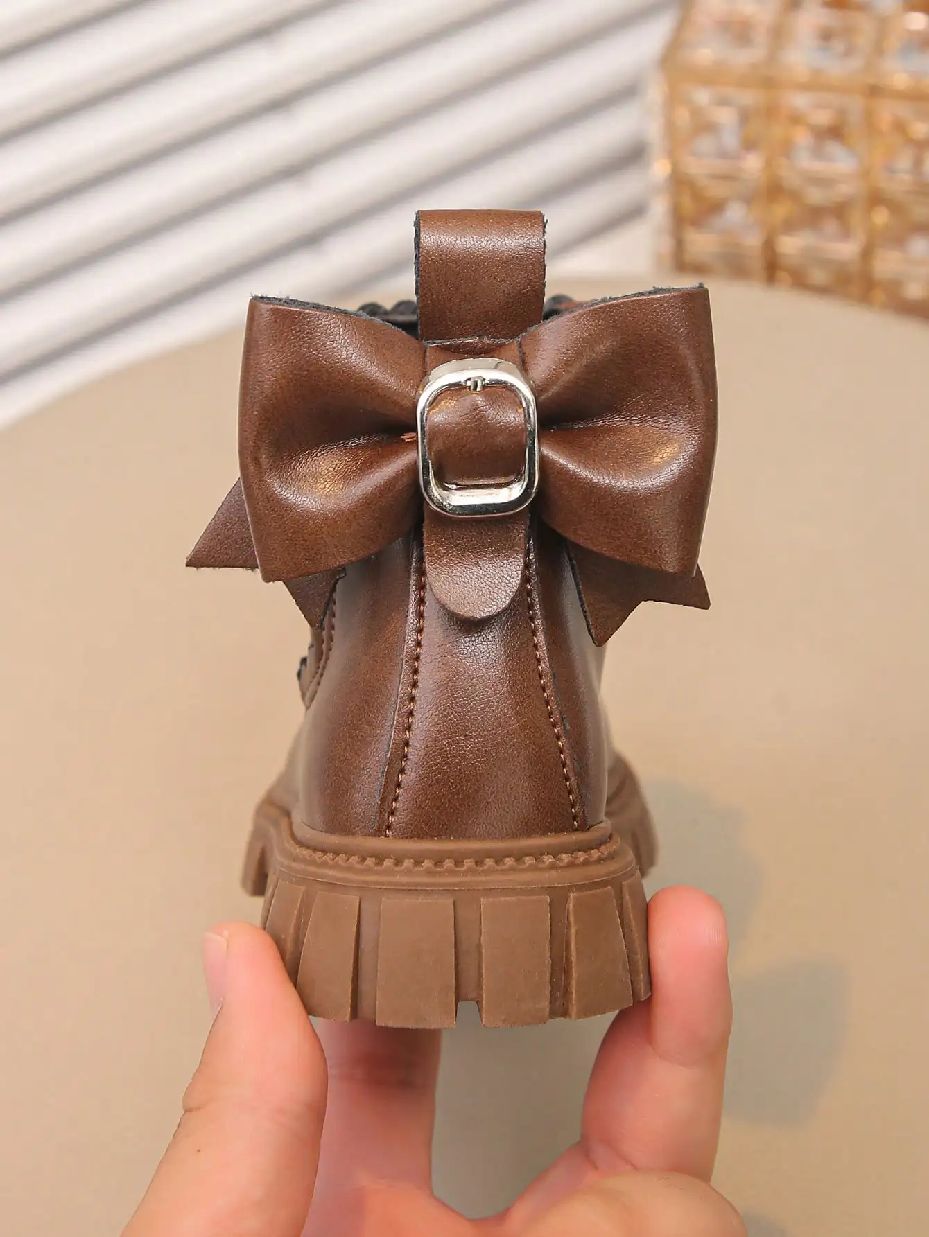 1 Pair Kids Fashion New Girls Boots, PU Material, Inner Zipper, Elastic Opening, Easy To Wear, Hand-Made Flower Petal Bow Decor, Non-Slip Soft Wear-Resistant Sole, Short Chelsea Boots, Suitable For School, Outdoor, Home, Spring, Summer, Autumn,
