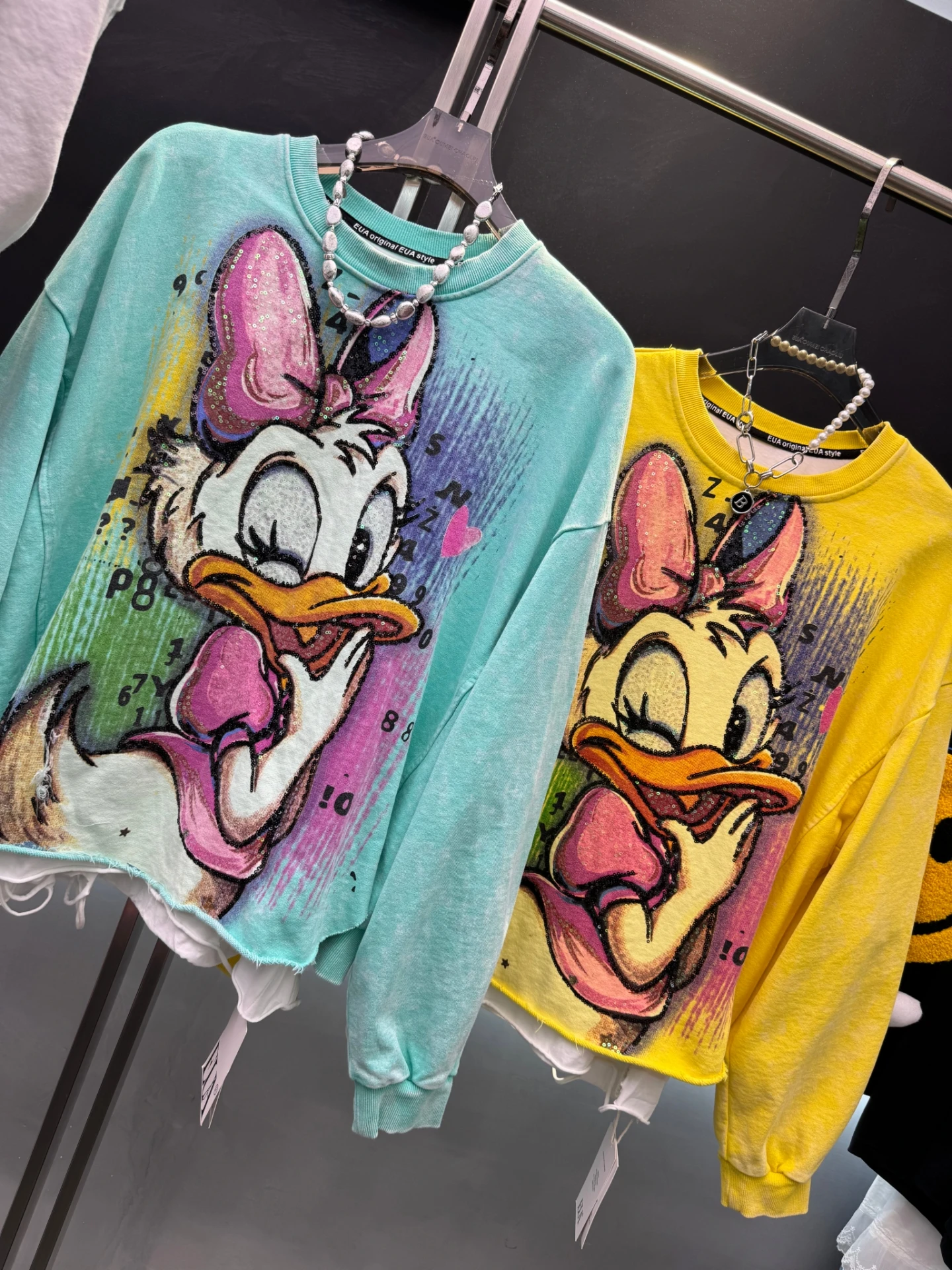 European Style Women's Sweatshirt 2025 Autumn New Heavy Sequin Duck Print Pullover Sweatshirt Loose Versatile Fake Two-Piece Top