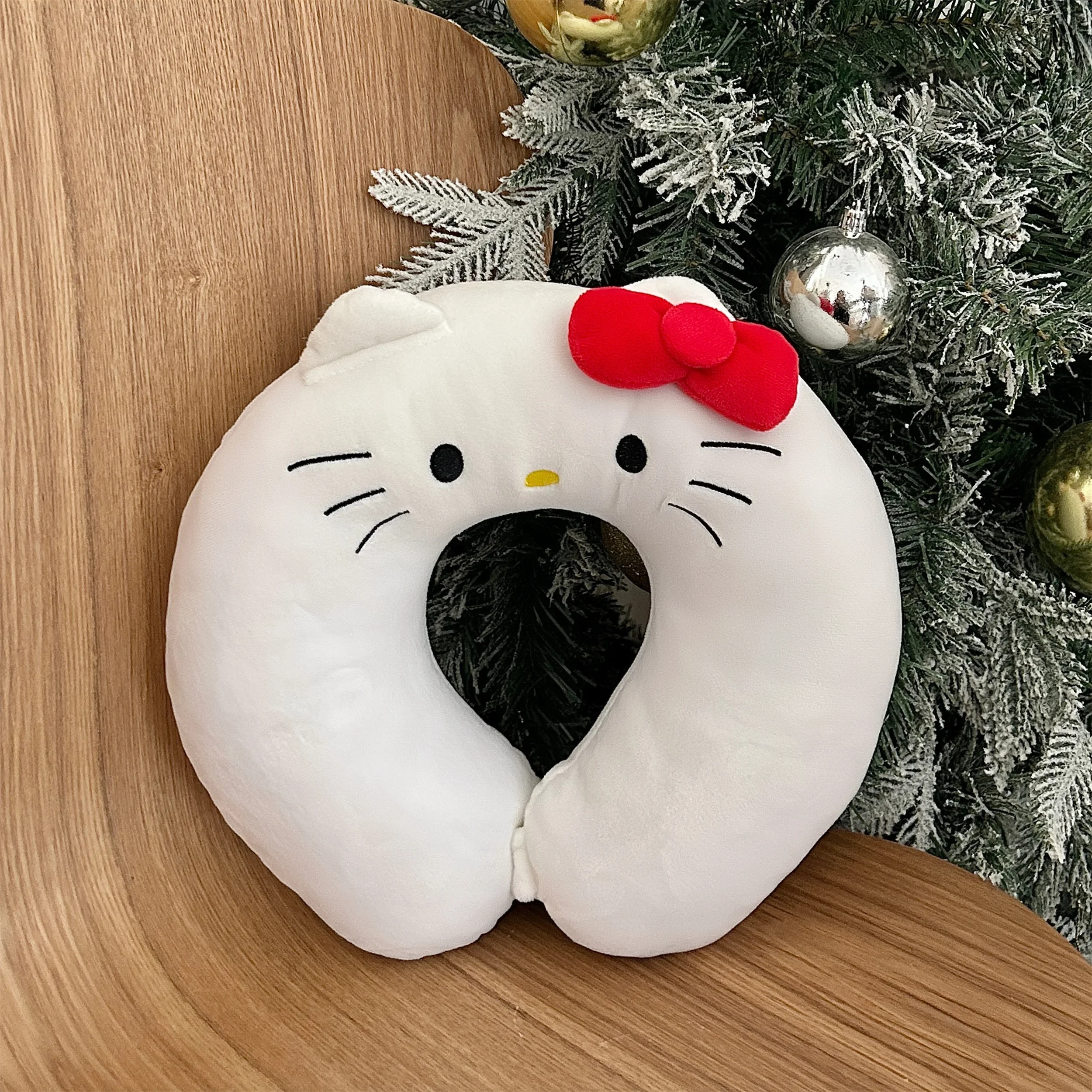 Sanrio-almohada de cuello en forma de U de Hello Kitty para niña, almohada de siesta de viaje de gato blanco de estilo japonés Kawaii, regalos de avión y oficina