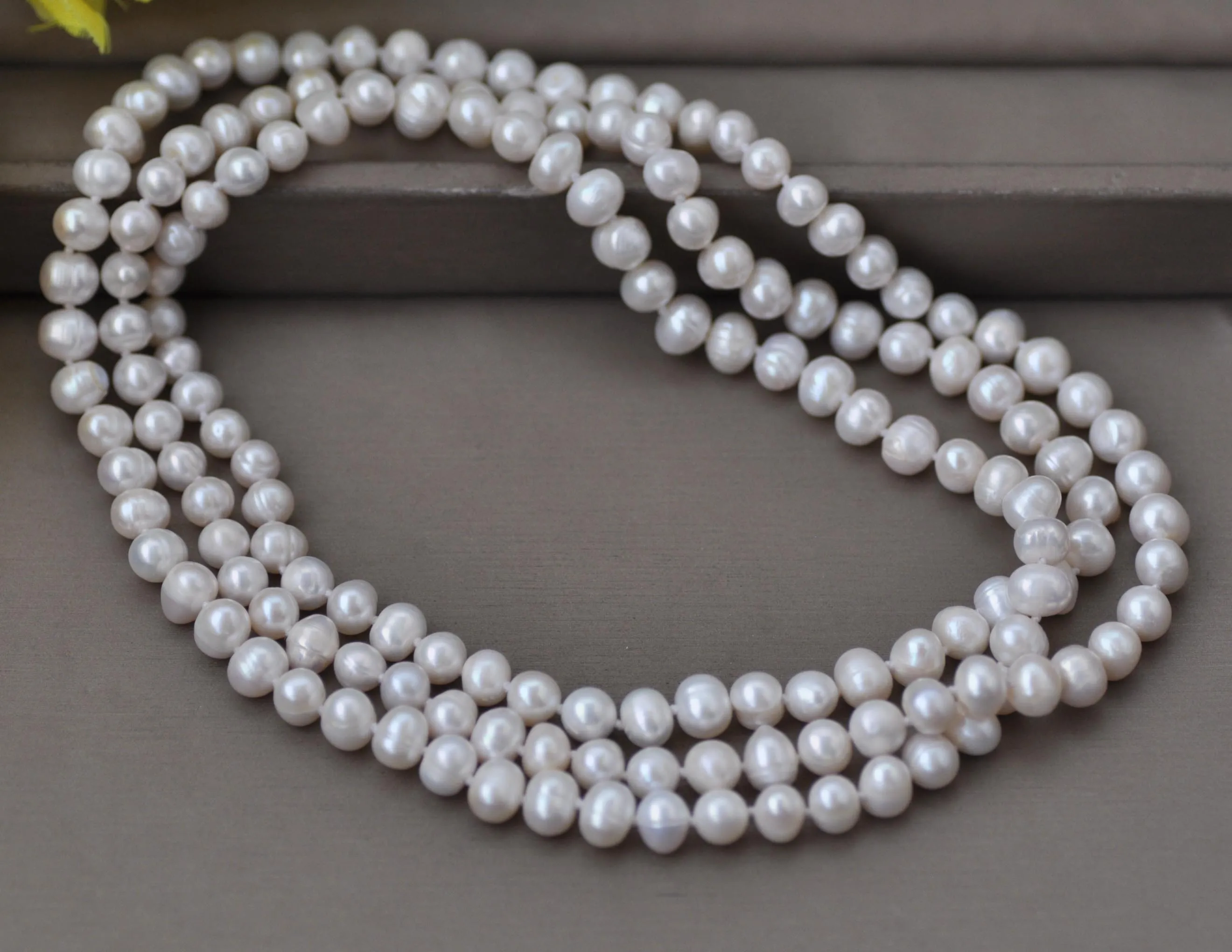 

Z13312 46" 8mm Natural White Round Freshwater Pearl Necklace Custom Jewelry