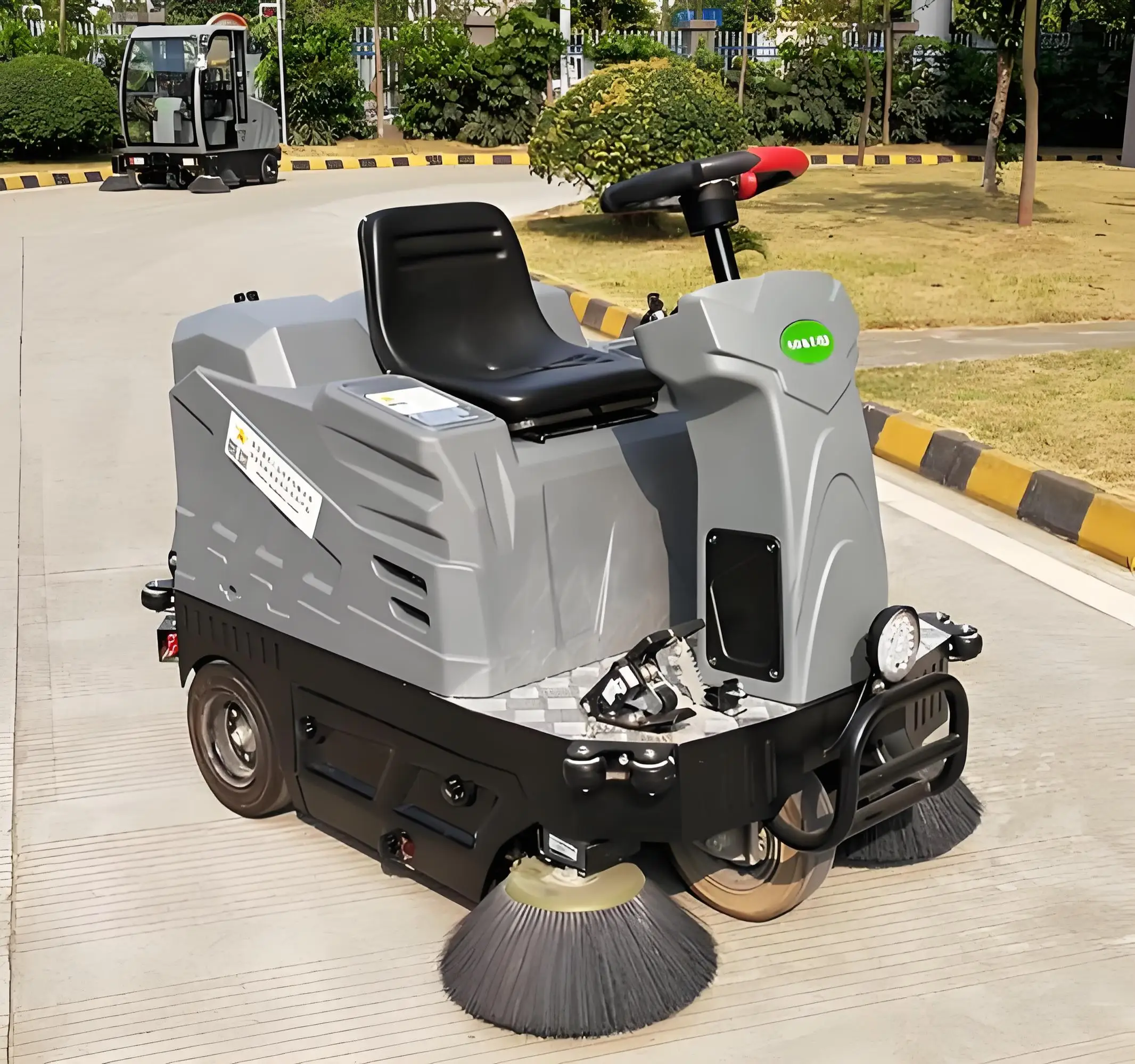 Warehouse Driven Floor Scrubber, Sweeper, Large Capacity Battery, Road Commercial Sweeper