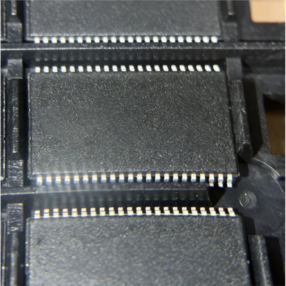 1-100PCS LY62L25616ML-55SL LY62L25616ML M01 ADM101EARMZ ADM101EARM LT1173CN8 LT1173 A5929KLPT A5929KLP A5929