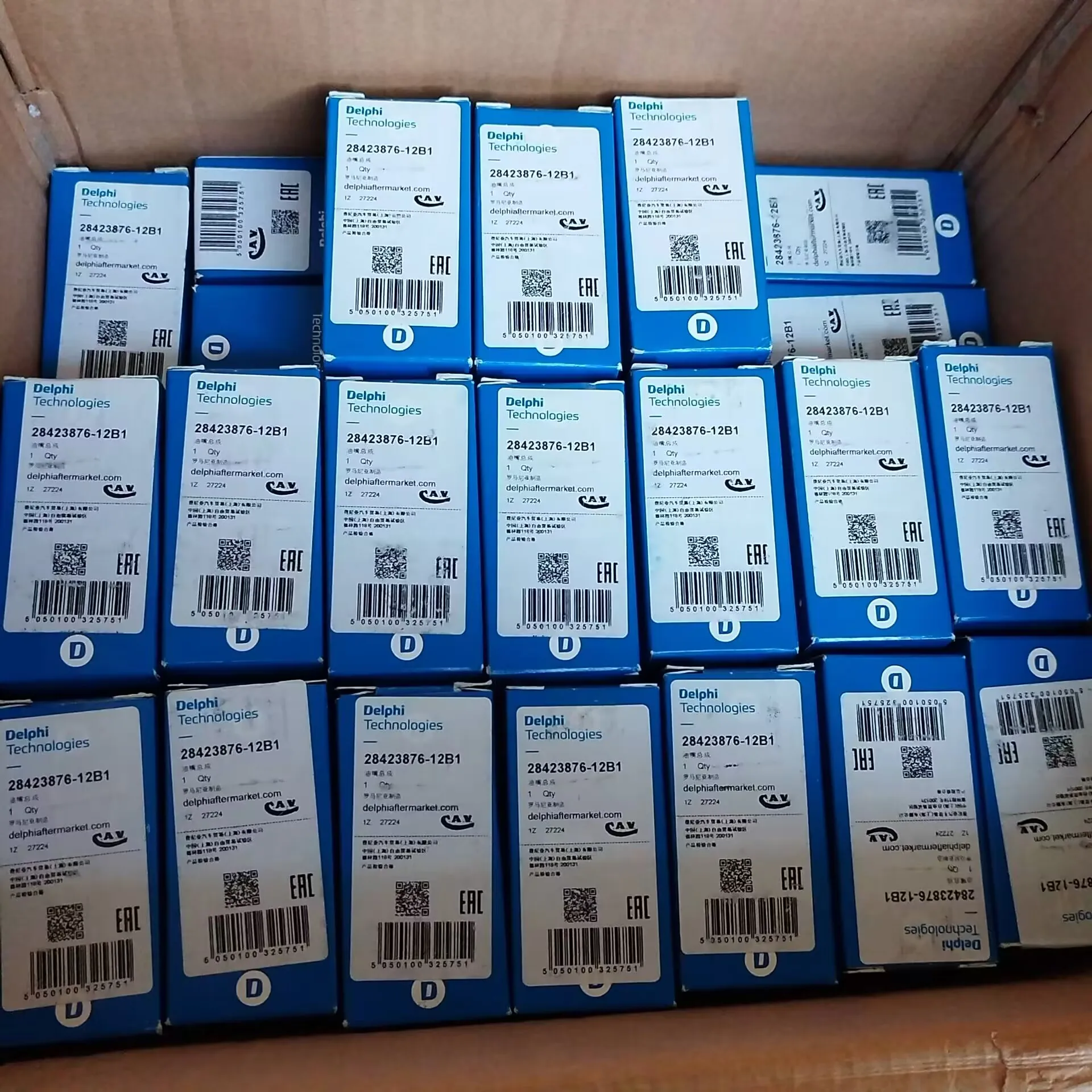 مجموعة الفوهة 28425043 (صمام 24 + فوهة L480) لحاقن PACCAR MX11 F2P 1972590، 1925658، 1952044