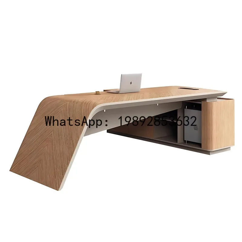 

Комплект стола и кресла T20 для руководителя - идеально подходит для генерального директора, менеджера или кабинета руководителя.