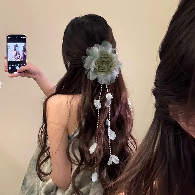 Sommer-Haarspange mit chinesischer Tinte und Blumenmuster – Seidenblume der Republik-Ära mit langen Quasten, Entenschnabel und Hai-Clip für Hochzeitsgeschenke