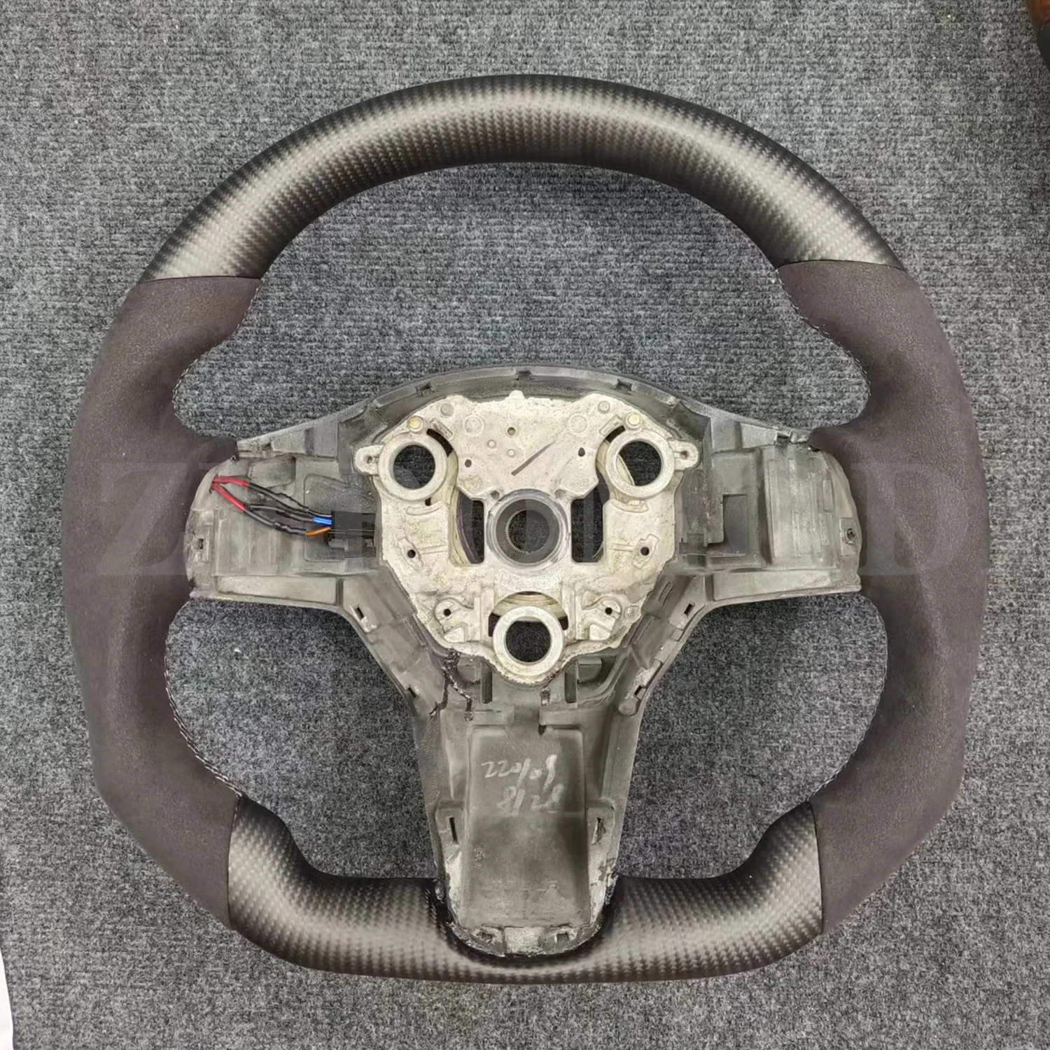 Carbon Fiber Leather Steering Wheel Suitable For Tesla Model 3 2016 2017 2018 2019 2020 2021 2022