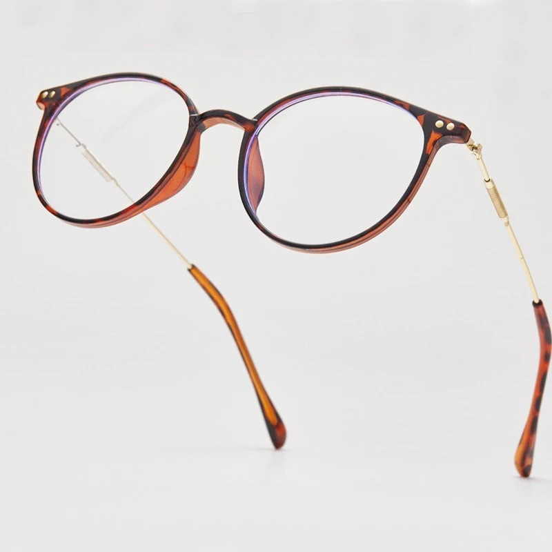 زوجان من نظارات عين القطة الخفيفة للغاية المضادة للضوء الأزرق تعمل ويتحرك بشكل مريح طوال اليوم