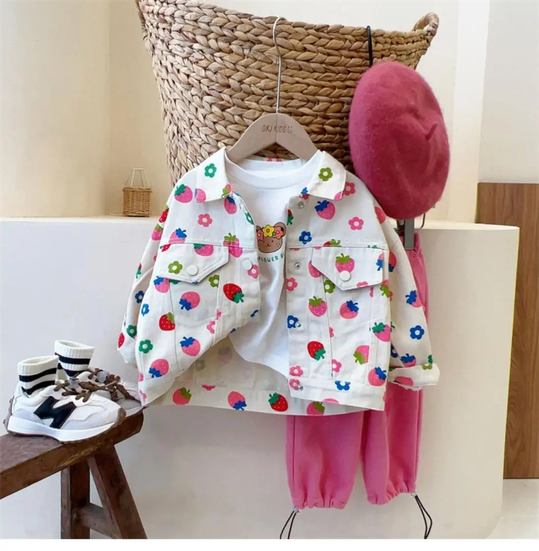 Girls Coat Spring and Autumn New Children\'s Flower Denim Jacket Top Girls Baby Polo Coat Jacket Jeans Spring Clothing