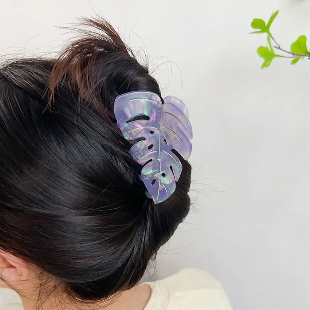 Sweet Green Plant Leaves Hair Claws Hairpin Headwear Acetate Hair Clip Geometry Hair Grab Female view 3