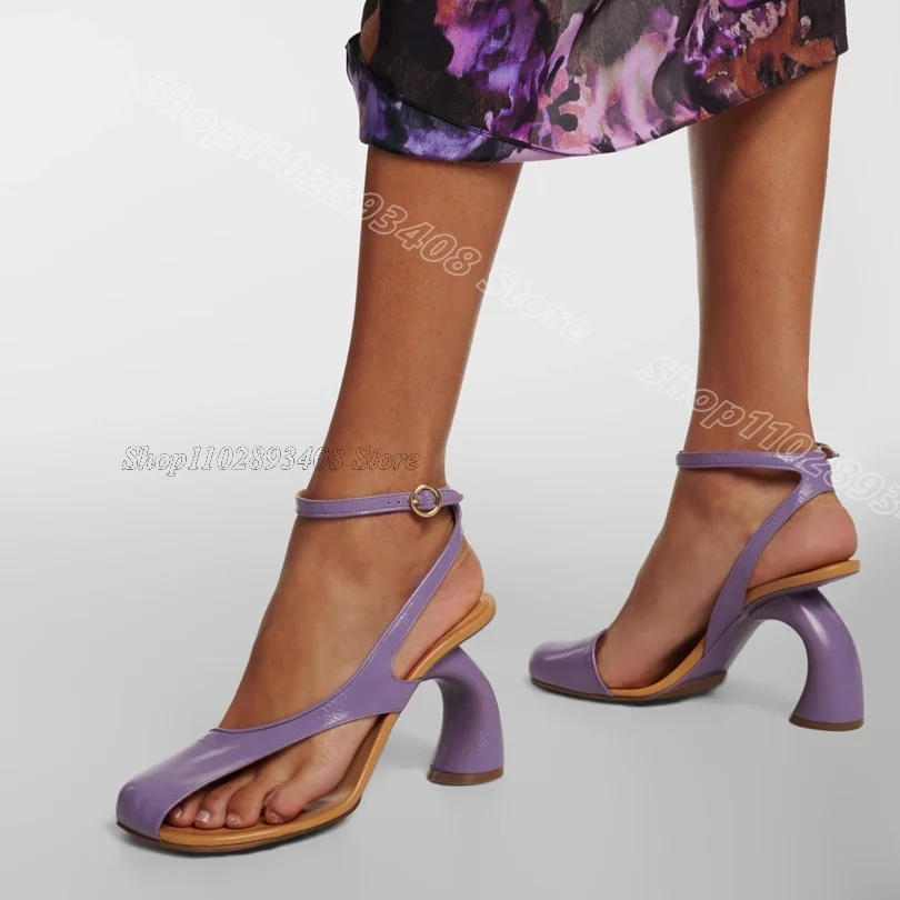 

Purple Split Toe Sandals Ankle Buckle Strange Style Heels New Fashion Summer Party Casual Women Shoes 2024 Zapatos Para Mujere