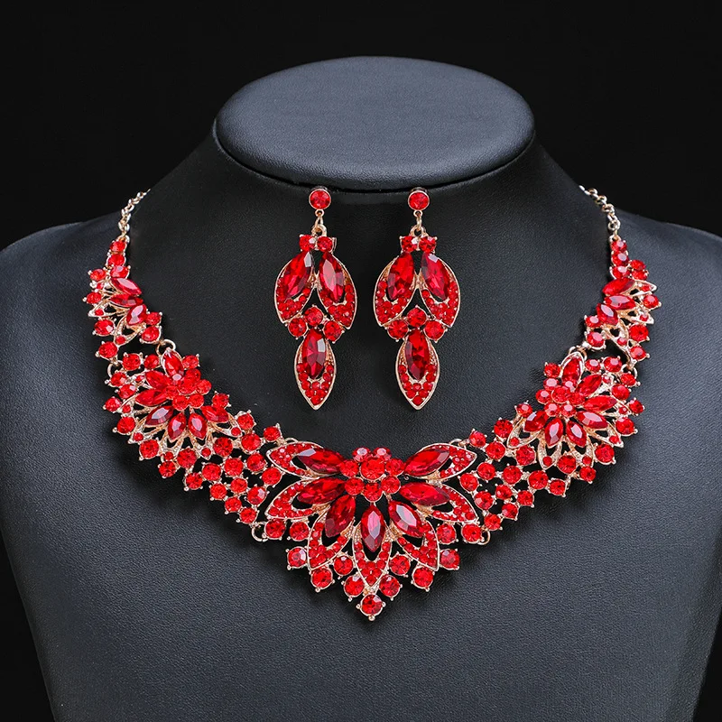 Luxury Exquisite Green Crystal Leaf Dubai Jewelry Sets For Women Wedding Party Jewelry Accessories Stud Earrings & Necklace Gift