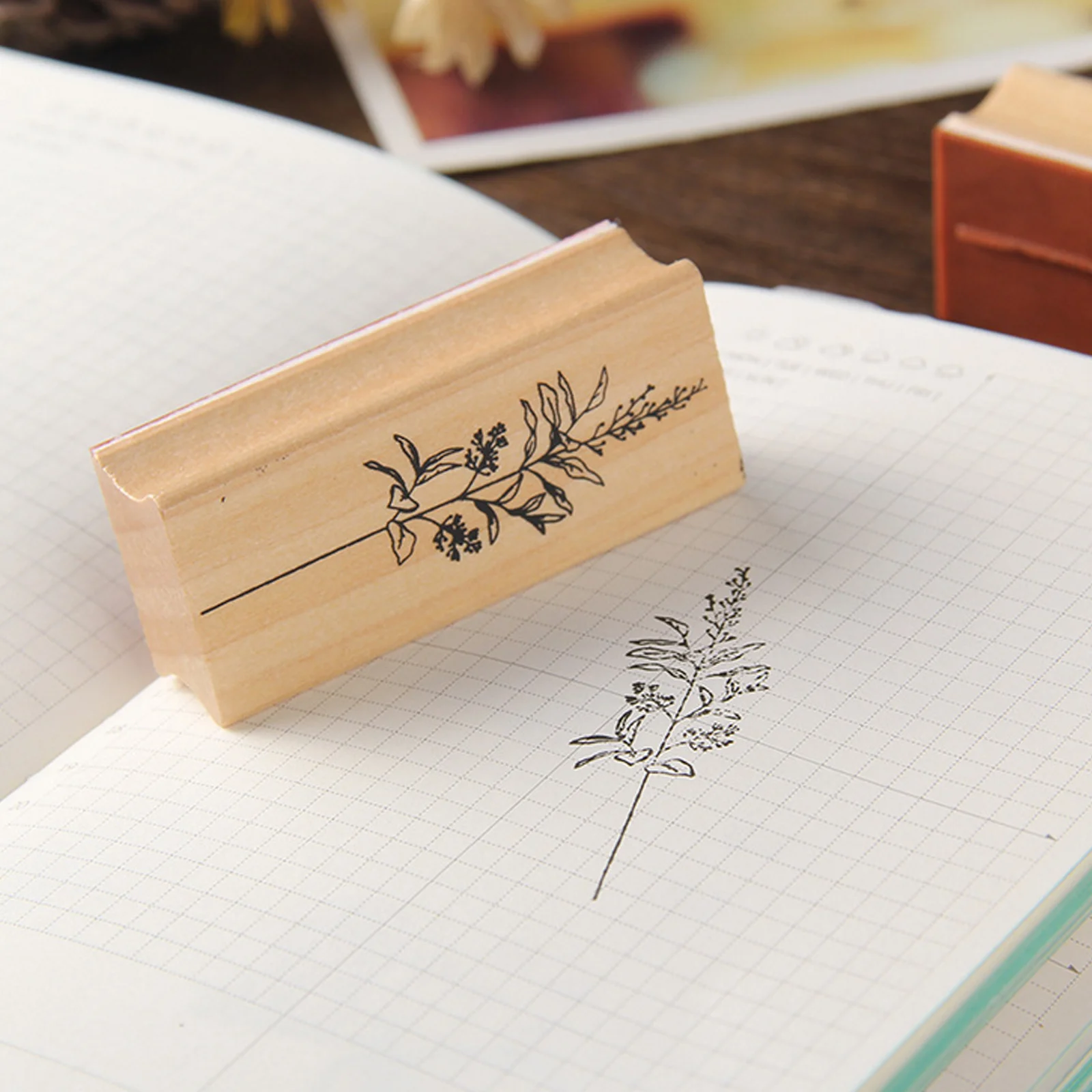 8 Pcs Wooden Seal Retro Stamps Letter Album Making Paint Brishes Vintage DIY Scrapbook