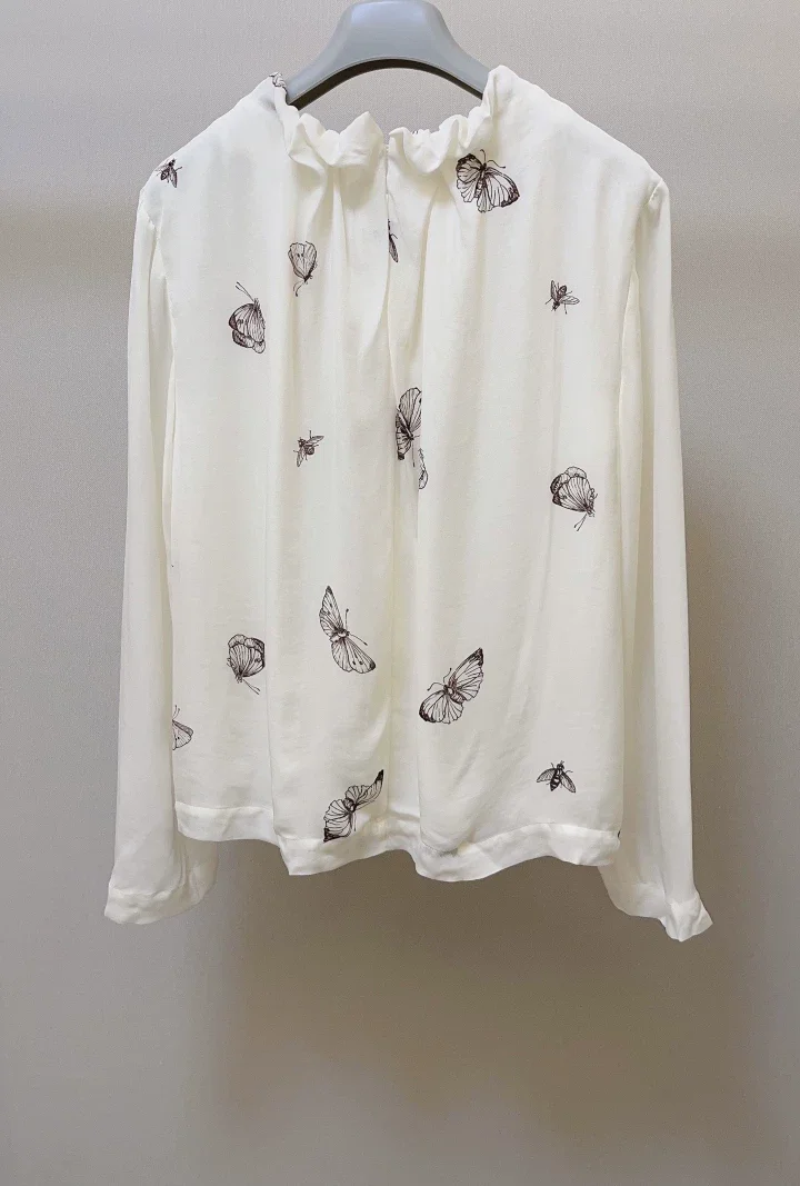 ⁠ Luxe witte blouse van 100% m - Printed Floral Shirt recensie en prijs