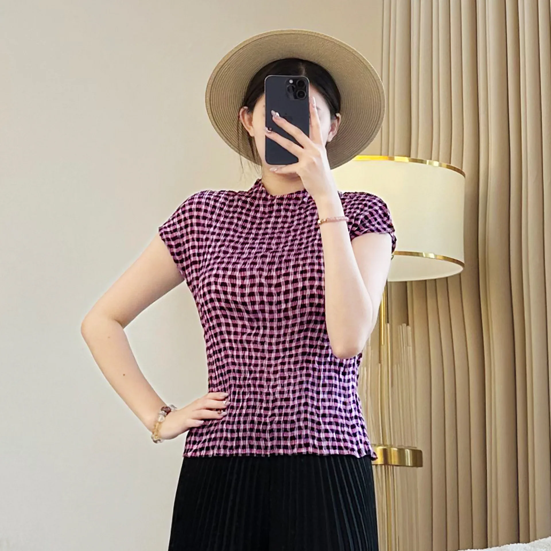 

Miyake плиссированная футболка премиум-класса, плиссированный топ в полоску, модная повседневная свободная футболка с короткими рукавами и принтом, женская футболка, лето 2023 г.