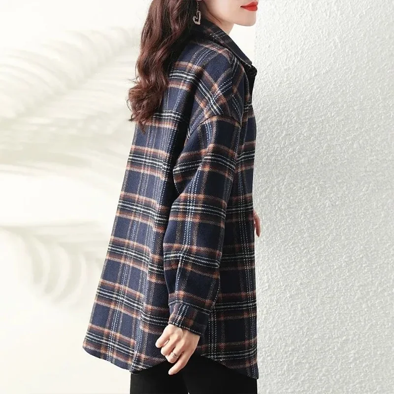 Women Clothing Loose Casual Plaid Pockets Shirts Spring Simple Fashion Vintage All-match Blouses Female Long Sleeve Tops A571