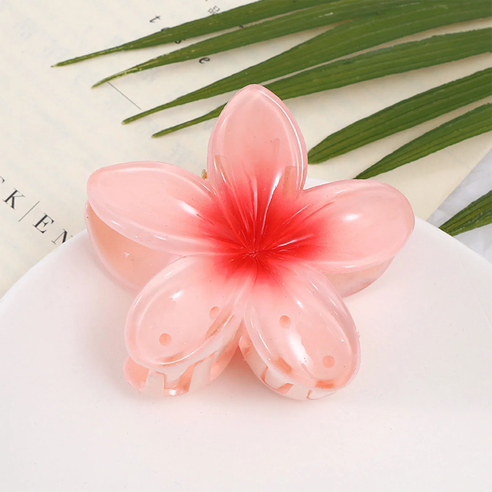 Cute Flower Hair Claw Shark Clip Trendy Hair Clip Fashion Frangipani Hairpin Gradient Plumeria Tiara Hawaii Sunmmer Hair Jewelry