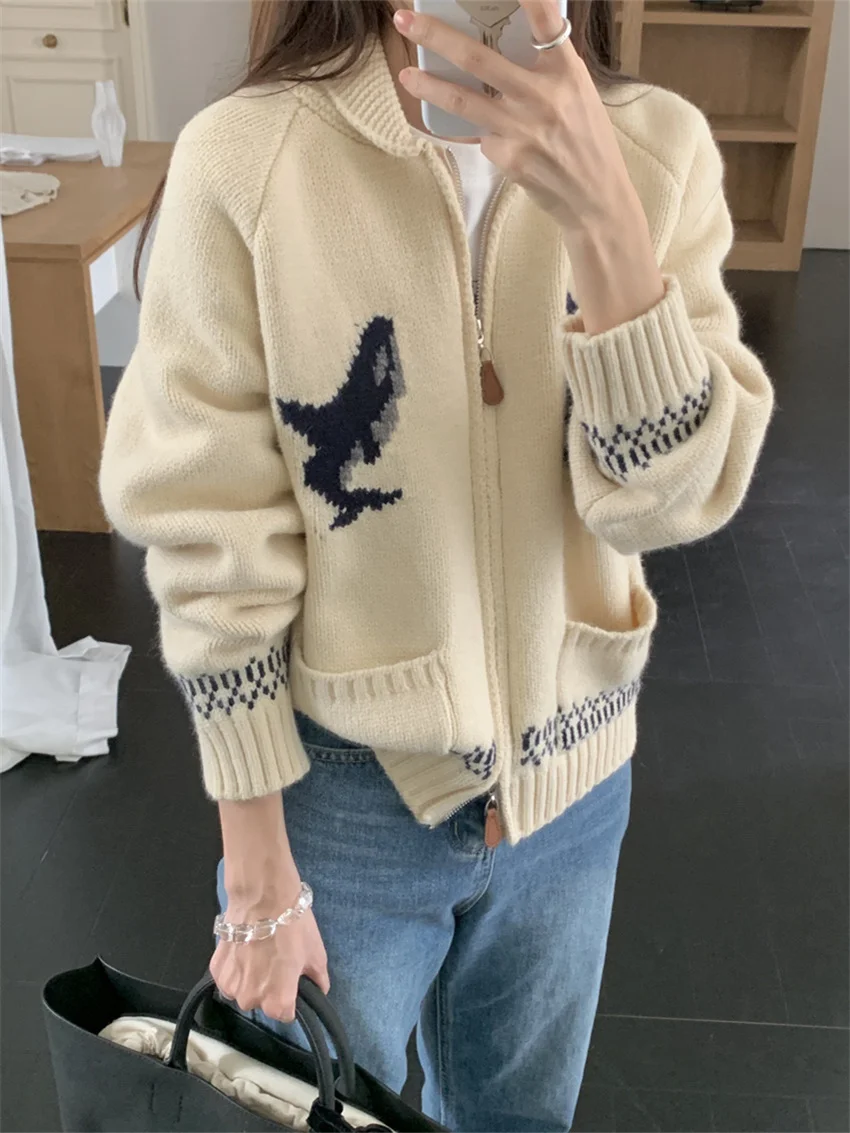 Alien Kitty Cartoon Sweaters Women Slim Hot Sale Gentle Cardigans New Winter 2025 Knitted Vintage OL Daily Office Lady Coats