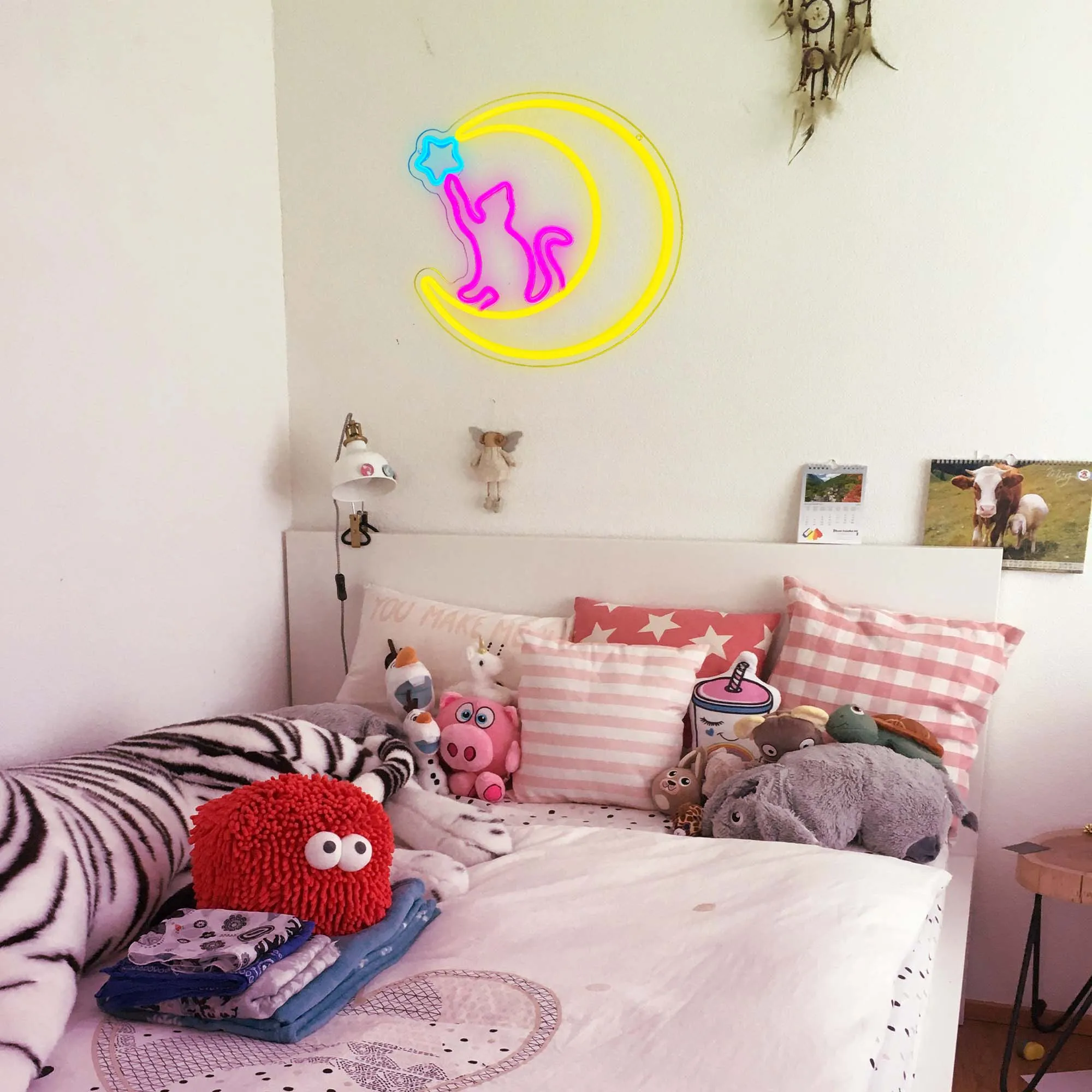 Enseigne au néon LED Anime Moon, Luna Cat, décoration de chambre à coucher, salle de jeux, maison, cadeaux de remise des diplômes, enseignes lumineuses LED personnalisées