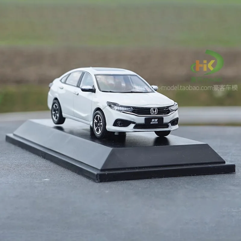 

1:43 Scale ENVIX Sedan Alloy Car Model Diecast Finished Product Simulation Toy Collection Gift Static Model Ornament