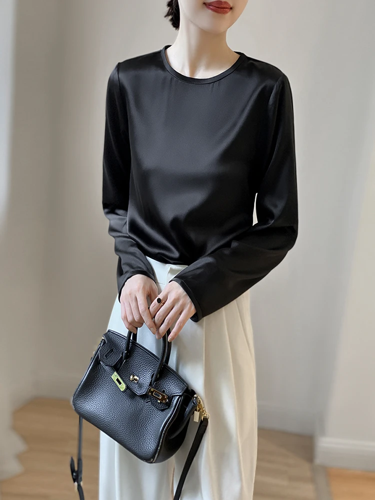 

Plus size Silky Acetate Satin Crewneck Long Sleeve T-shirt Woman Spring/summer 2023 Loose Top Lazy Style Versatile Silk OL Shirt