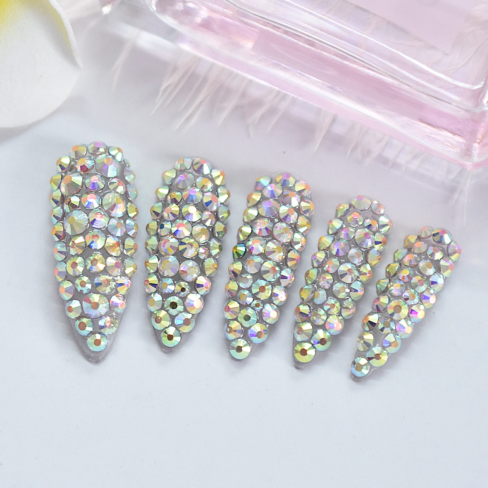 Volle Abdeckung 3D Strass Falsche Nägel Extra Lange Stiletto Künstliche Nägel Drücken Sie auf Nägel Luxus Salon Maniküre DIY Wiederverwendbare Nagelspitzen