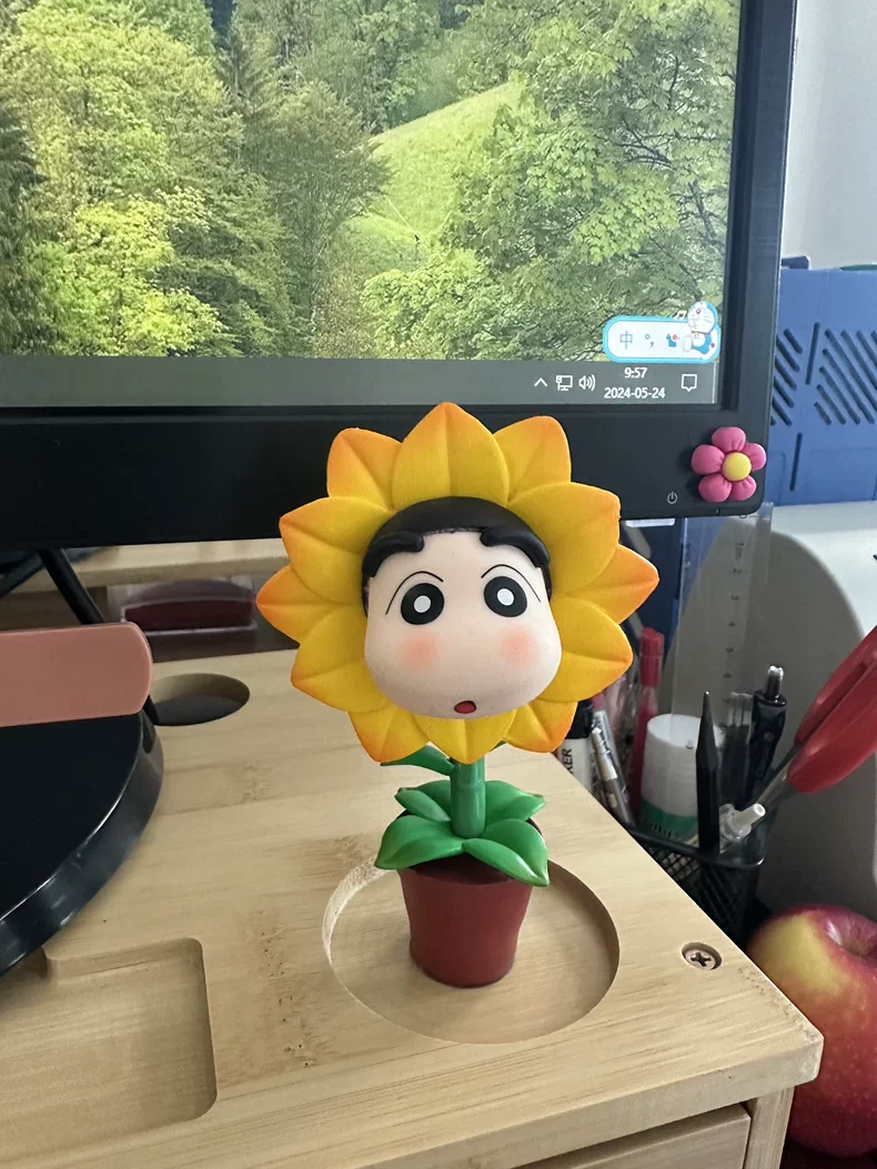 Sun Flower Shin Chan Bloom In Winter With Trendy Figurines Handmade Desktop Decoration Color Boxes Packag Holiday Birthday Gifts