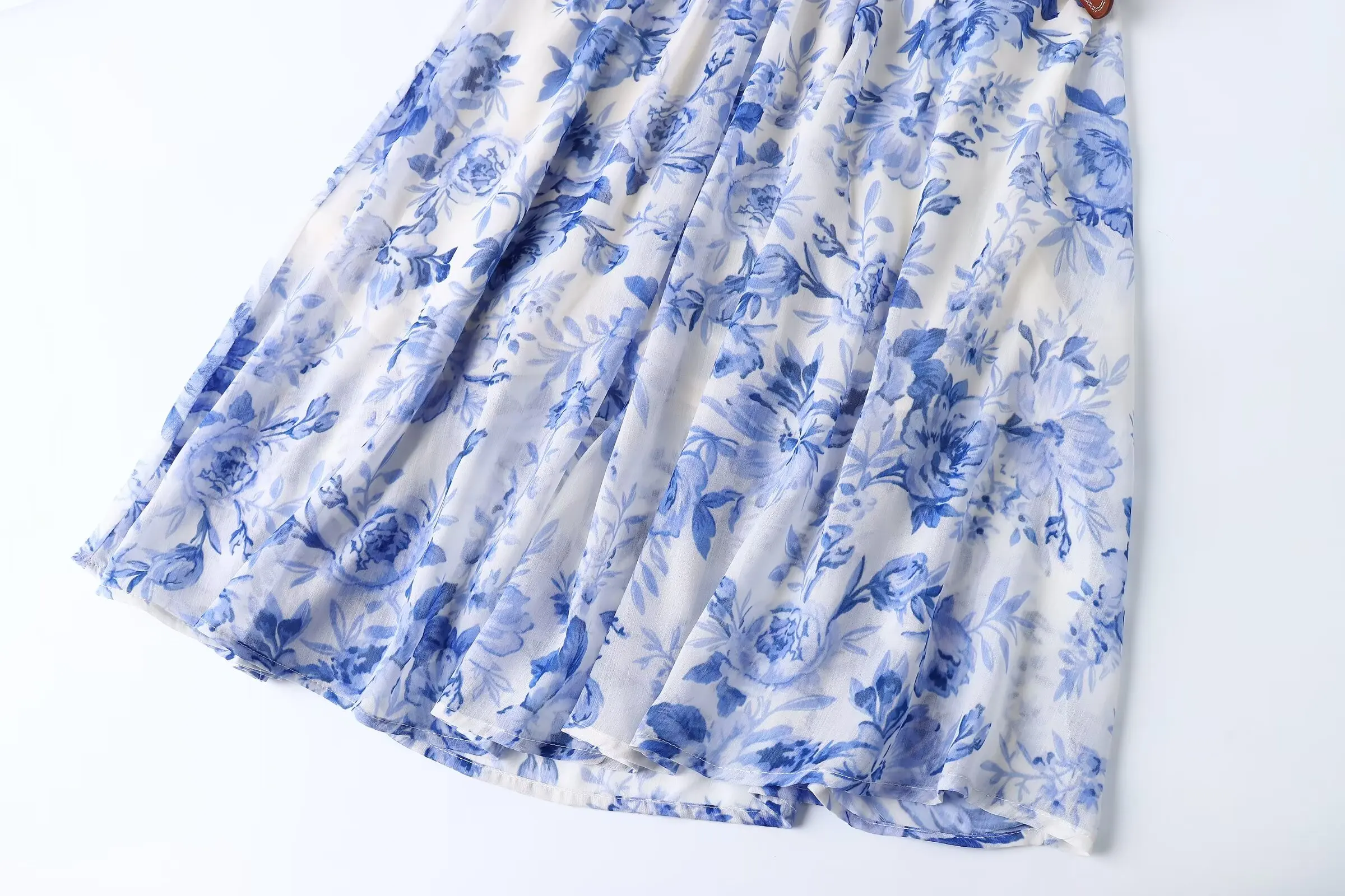 Vestido Casual F de Outono Novo com Estampa em Camadas e Cinto Decorativo em Fibra de Poliéster Manga Longa Decote em ...