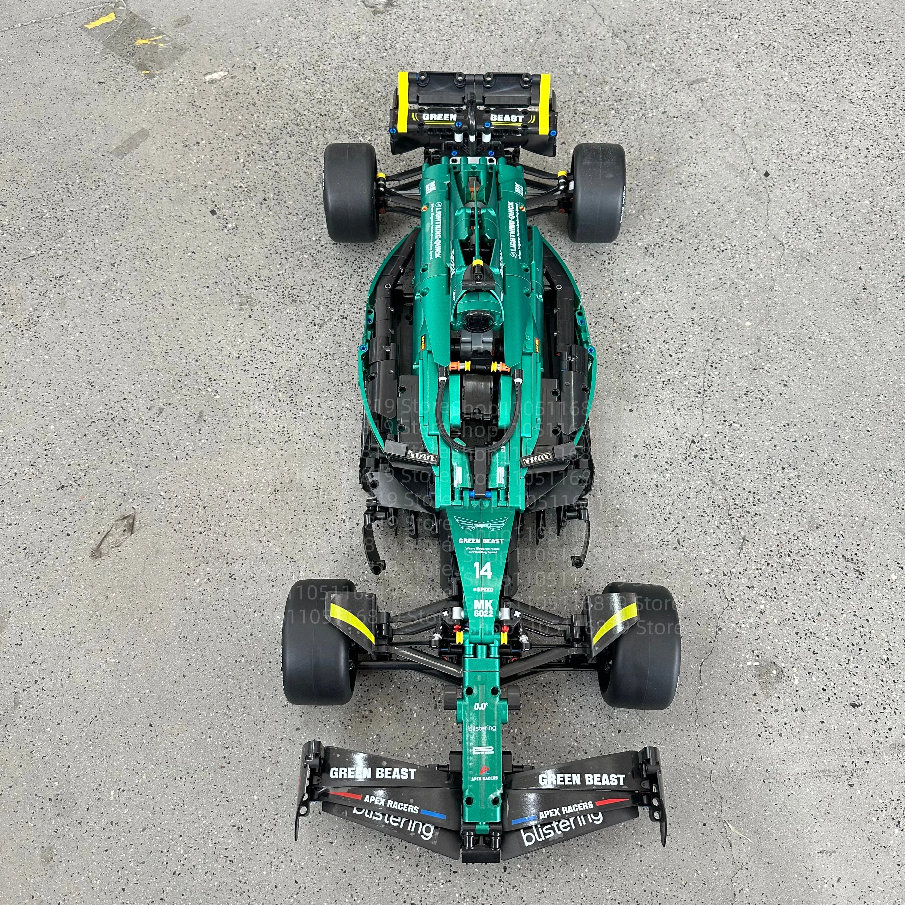 الأداء الكلاسيكي مارتن AMR24 سباق السيارات اللبنات 1912 قطعة الطوب MOC F1 سباق التقنيات المركبات أطقم منمذجة هدية الكريسماس