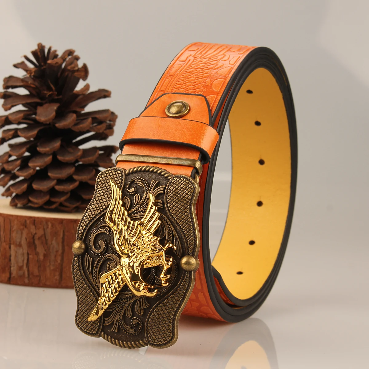 Vintage encontra-se a moda! Cinto PU com fivela de liga, adequado para homens e mulheres, para criar um estilo ocidental personalizado