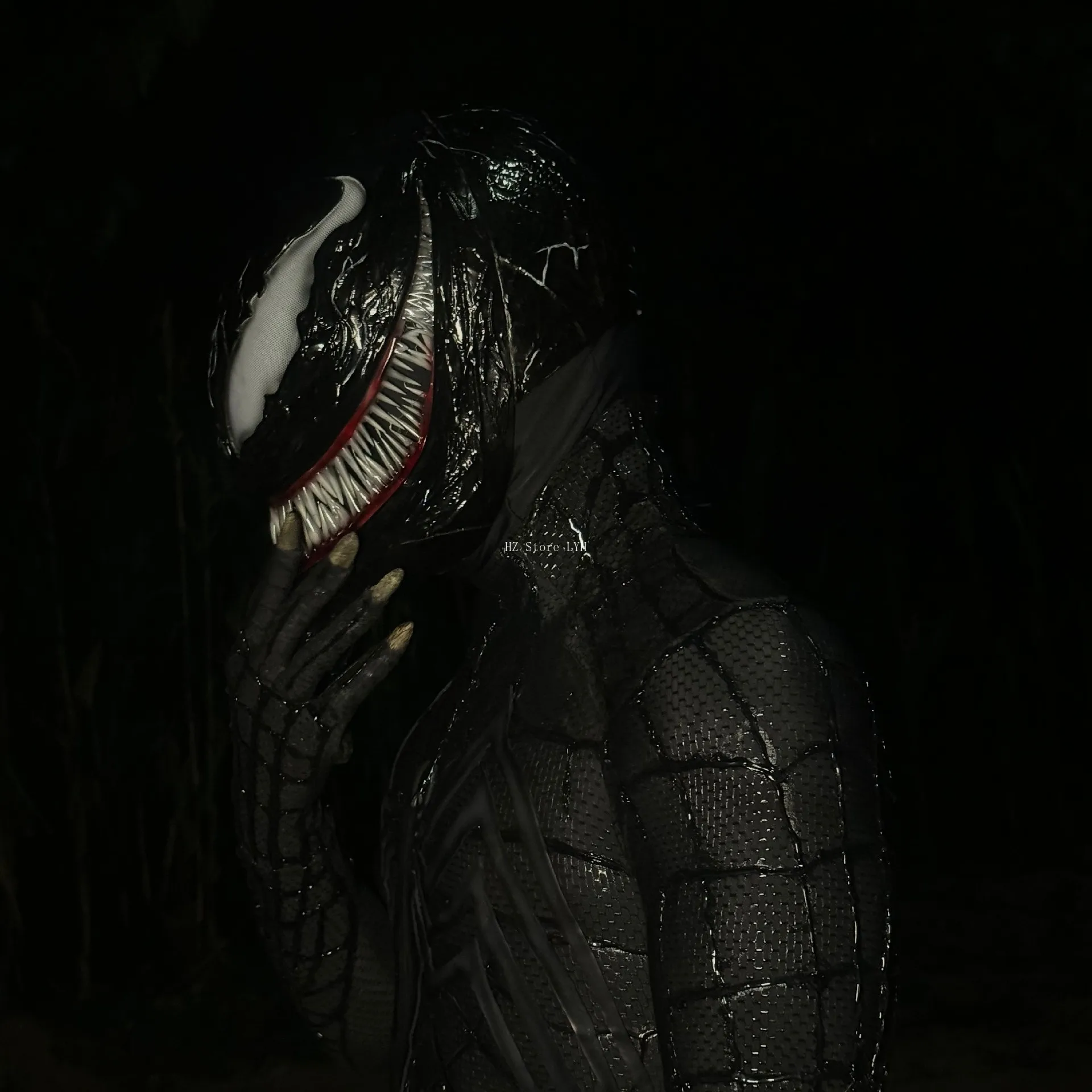 Abito Venom Spider-Man con maschera Mento mobile 1:1 Stampa a colori 3D  Costume di Halloween Spiderman 3 personalizzato fatto a mano - AliExpress, image size:1920x1920