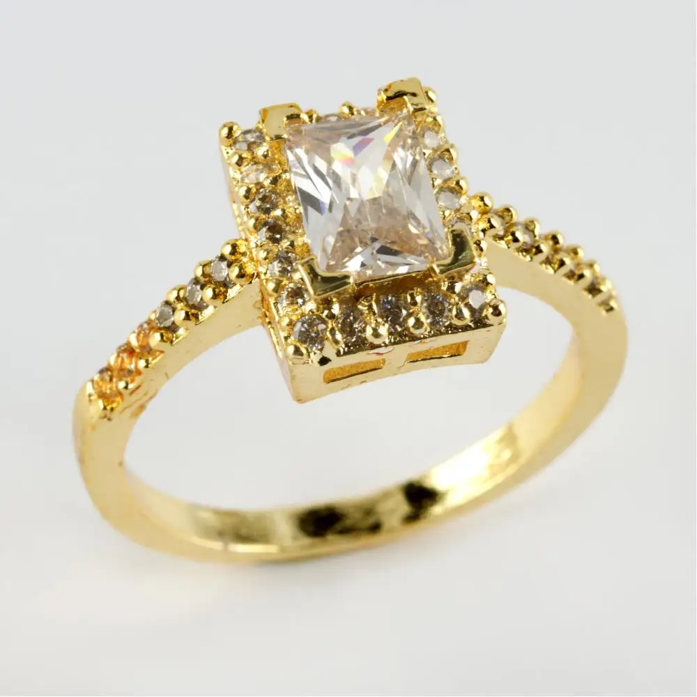 Square Figured Zircon Stone Ring