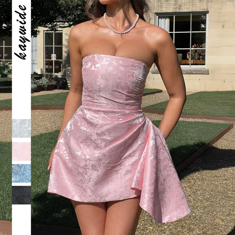 Jacquard Strapless Skirt 2026 New Stylish Waist-Cinching Design A Casual Holiday Party Dress Women