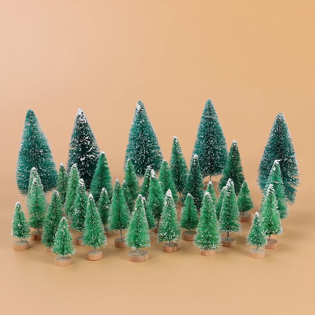 

37Pcs Mini Christmas Tree Decor Sisal Yarn Creative Ornament for Home Store Office Desktop Xmas Table Decoration Festival