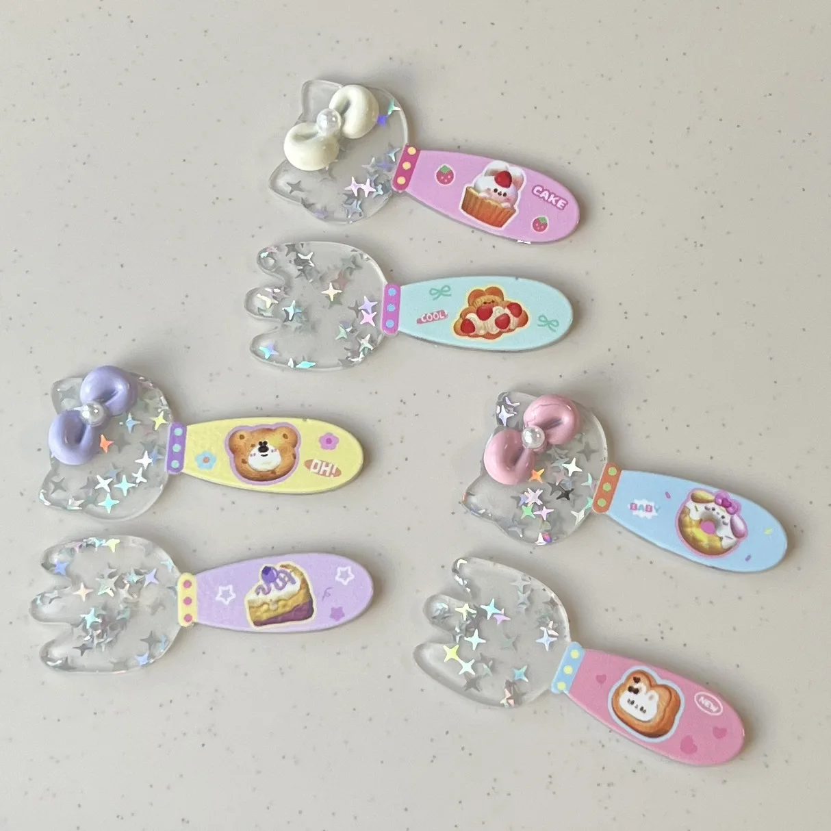 2szt miniso kitty spoon series cartoon akrylowe kaboszony flatback diy materiały rzemieślnicze tworzenia biżuterii charms