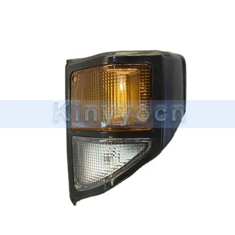 1Pair Black Or Sliver Car Corner Light Turn Signal Lamp For Toyota Land Cruiser LC75/FJ79 1990-2006 Corner Light Lamp