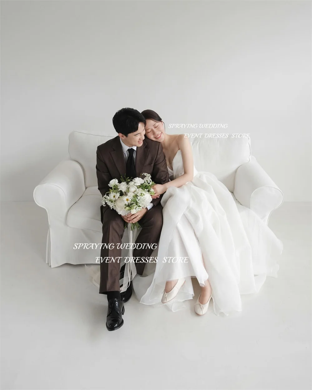 SPRAYING Simple V-Neck Strap Korea Wedding Dresses Photo Shoot Long Puff Sleeve V Neck Bridal Gown 웨딩드레스 Corset Customized 2025