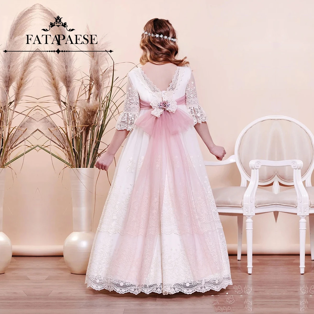 

FATAPAESE Customized Communion Girl Vintage Princess Lace Floral Ribbon Belt Embroidery Gown Bridemini Bridesmaid Wedding Party